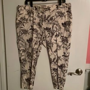 Talbots Weekender Capri’s size 14